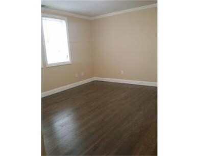 11 Eden St, Chelsea, MA 02150 - photo 6