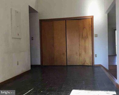 10 Teak Ln, Princeton, NJ 08540 - photo 4