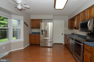 5676 Mineral Hill Rd, Sykesville, MD 21784 - photo 2