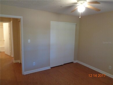 5417 Mcleod Dr unit B, Seffner, FL 33584 - photo 7