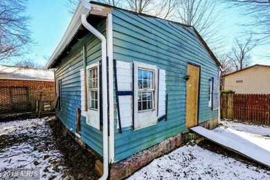 1114 Gondar Ave, Hyattsville, MD 20785 - photo 4