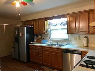 Large Kitchen with lots of counter space
