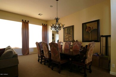 05 Formal dining
