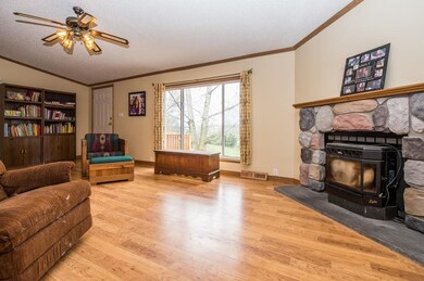 W1459 State Road 92, Brooklyn, WI 53521 - photo 6