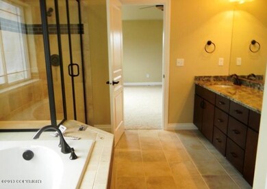 Newport Master Bath