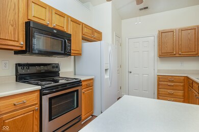 19582 Landrum Cir, Noblesville, IN 46062 - photo 7