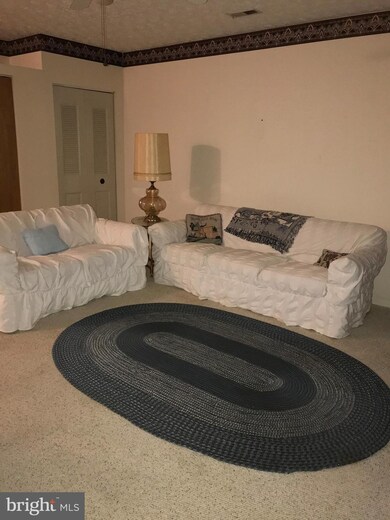 827 Olive Branch Ct, Edgewood, MD 21040 - photo 4