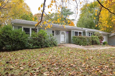 19 Timberline Dr, Poughkeepsie, NY 12603 - photo 3