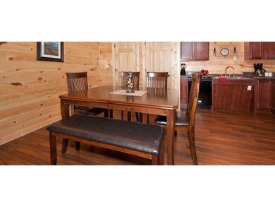 935 Mcmakin Way, Pigeon Forge, TN 37863 - photo 6