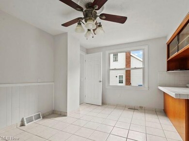 64 W Lewis St, Struthers, OH 44471 - photo 5