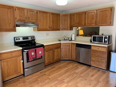 94 Bartemus Trail unit U222, Nashua, NH 03063 - photo 5