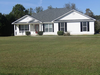 117 Russell Rd, Fitzgerald, GA 31750 - photo 4