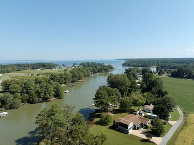 404 Neptune Ln, Hague, VA 22469 - photo 3