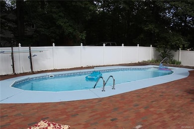In Ground Pool