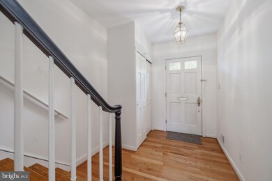 3581 Hamlet Place, Chevy Chase, MD 20815 - photo 3