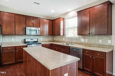 3513 Diamond Springs Dr, Raleigh, NC 27610 - photo 5