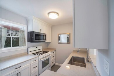 10 N Commons unit C, Lincoln, MA 01773 - photo 2