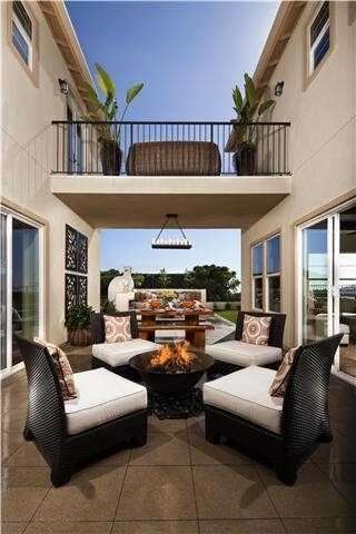 Model Home Outdoor Living
