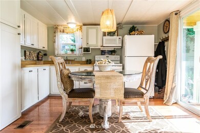 90 Baywood Village Rd unit 17, Sequim, WA 98382 - photo 4