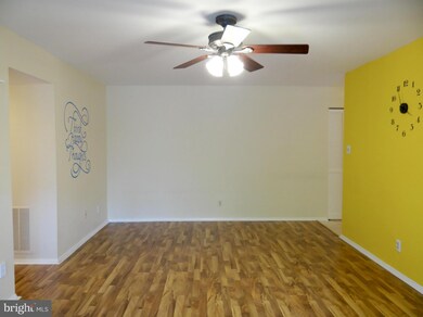 11323 Commonwealth Dr unit T3, Rockville, MD 20852 - photo 6