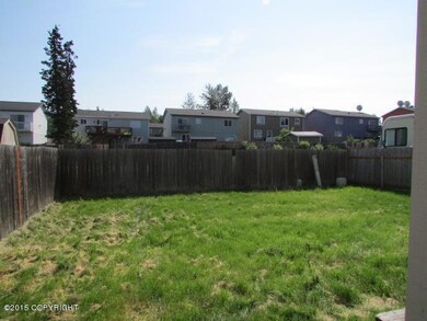 111-132563 Back Yard