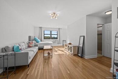 84-09 155th Ave unit 4N, Howard Beach, NY 11414 - photo 3