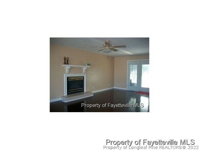 beautiful Greatroom/Hardwood