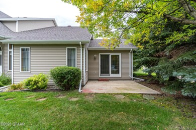825 Orchard Circle