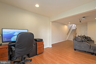 12052 Kemps Landing Cir, Manassas, VA 20109 - photo 4