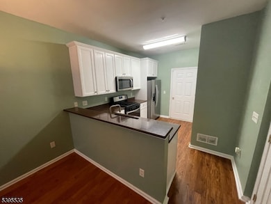 1310 Hamilton St, Belleville, NJ 07109 - photo 4