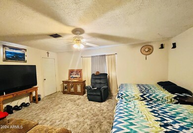 Spacious room with walk-in closet