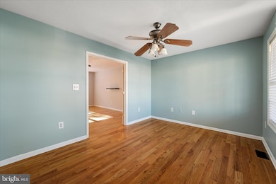 499 Dickenson Dr, Inwood, WV 25428 - photo 7