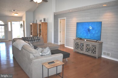 2338 Majestic Ct, Chambersburg, PA 17202 - photo 6