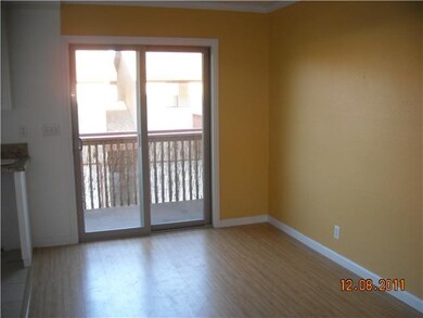 365 Hemlock Ave unit E, Carlsbad, CA 92008 - photo 4