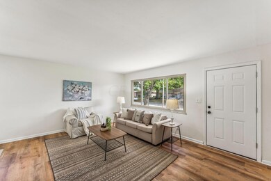12-web-or-mls-1819-berkeley-rd