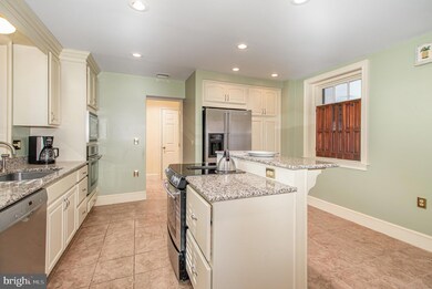 240 E Main St, Mechanicsburg, PA 17055 - photo 6