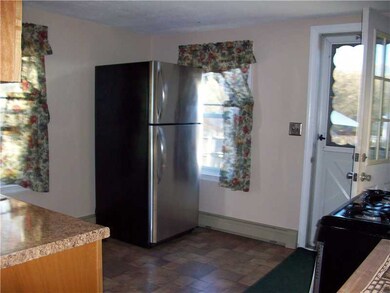 95 Endicott Dr, Warwick, RI 02886 - photo 6