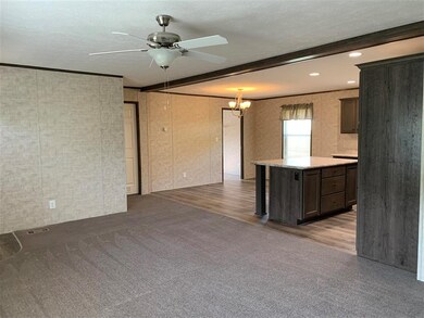 47 Cleo Cir, Rochester, NH 03868 - photo 6