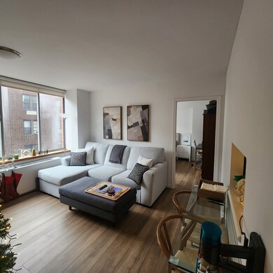 Sutton View Condominiums unit 16C, New York, NY 10022 - photo 2