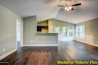 909 Linda Ln, Burgaw, NC 28425 - photo 2