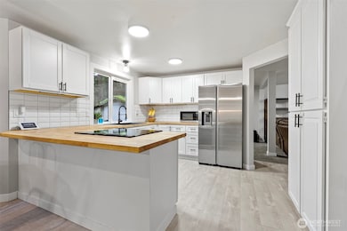 21712 E Terra Ln SE, Yelm, WA 98597 - photo 7