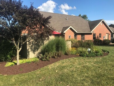 1101 Hillcrest Dr, Bucyrus, OH 44820 - photo 2