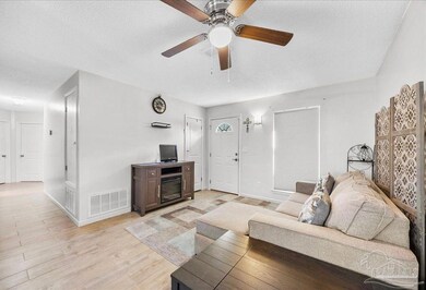 2961 English Oak Cir, Pensacola, FL 32526 - photo 5