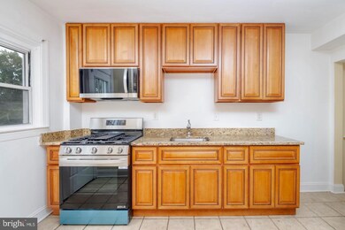 503 Queensgate Rd, Baltimore, MD 21229 - photo 6