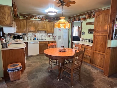 2118 Chevy Ct, Kokomo, IN 46902 - photo 5