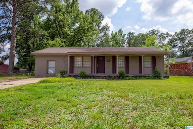 2904 Dwaine Ave, Bessemer, AL 35023 - photo 2