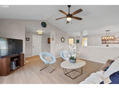 387 SE 7th Ave, Canby, OR 97013 - photo 7