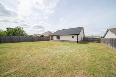 26036 E 89th St S, Broken Arrow, OK 74014 - photo 4