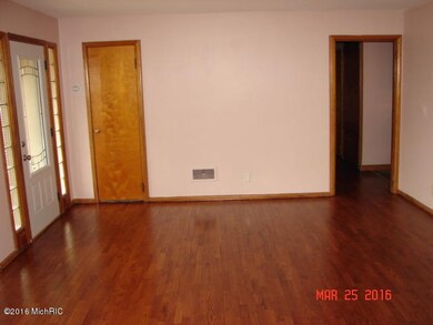 265 Sherman Rd (3)