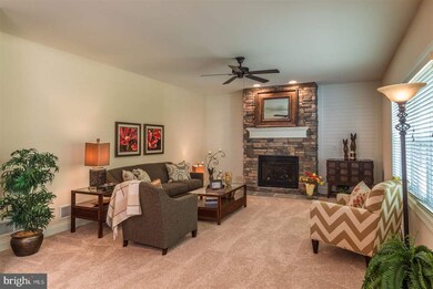 2801 Sweetbriar Dr unit 148, Harrisburg, PA 17111 - photo 2